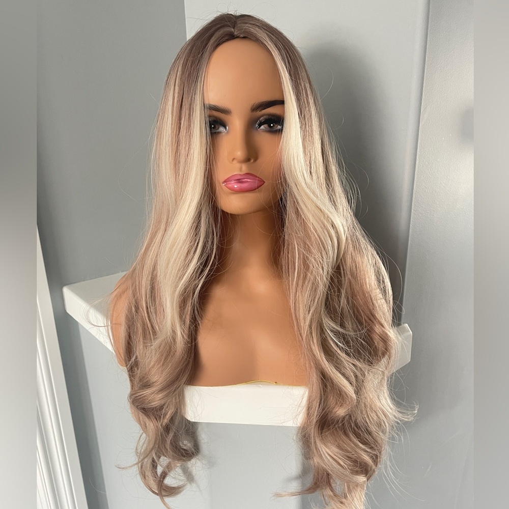 Blonde Balayage Long Wavy Women's Wig - Natural Blonde